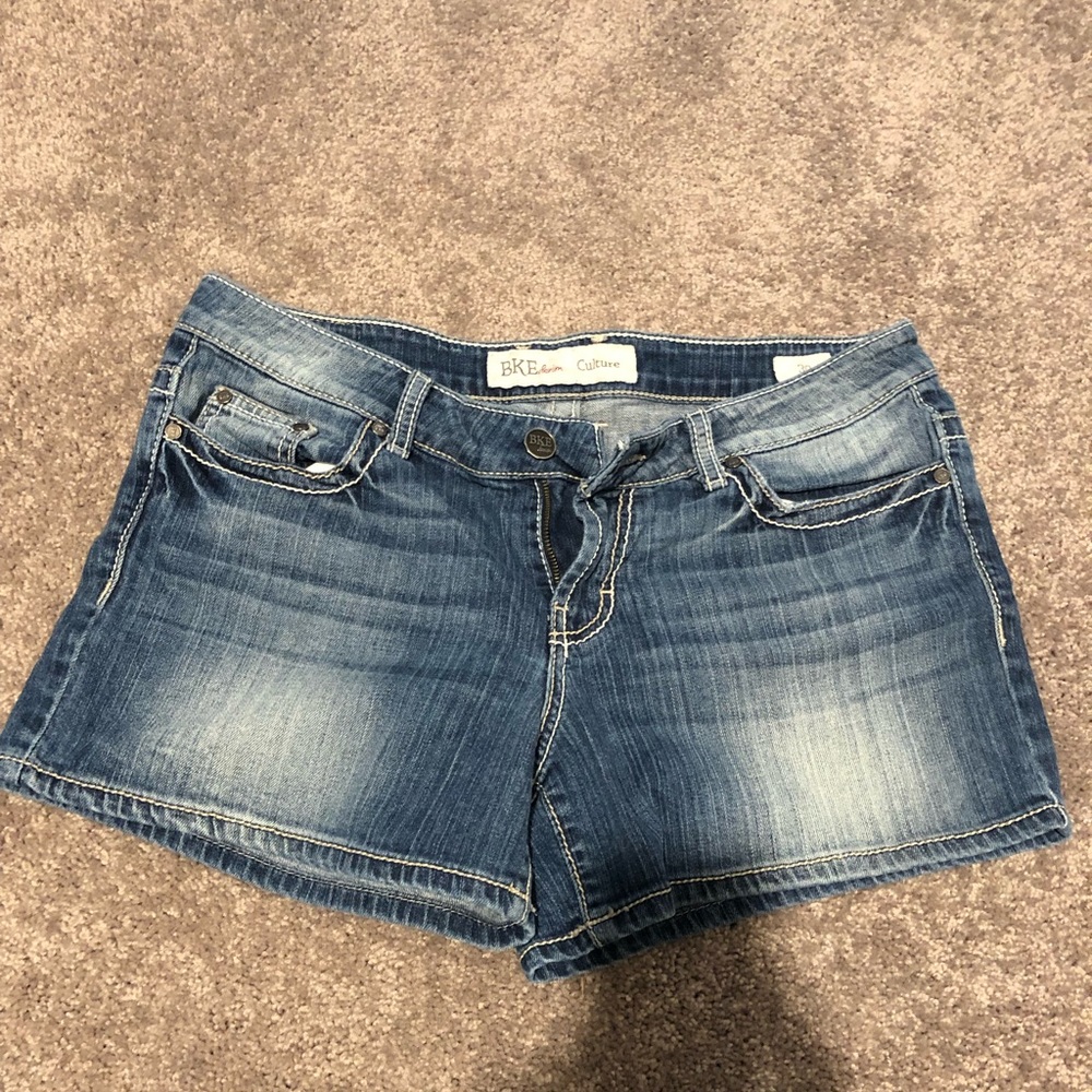 BKE Culture shorts size 30